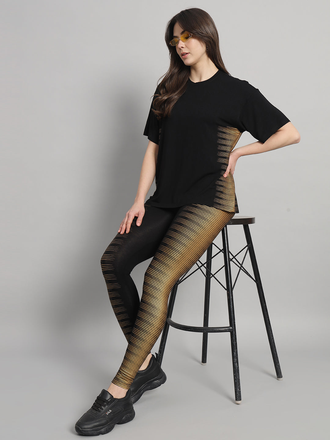 Black Blonde Leggings Set