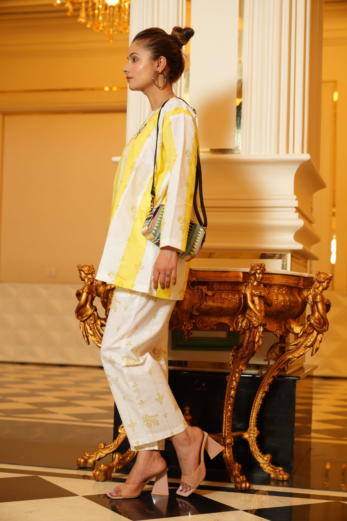 White hand printed comfort co-ord set