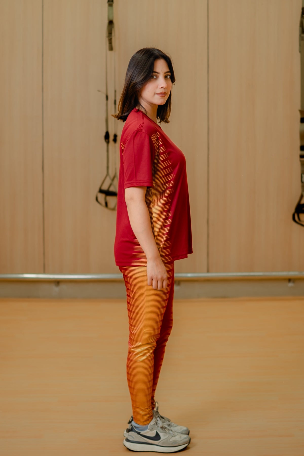 Red Golden Wave Print Stretchable Leggings Set
