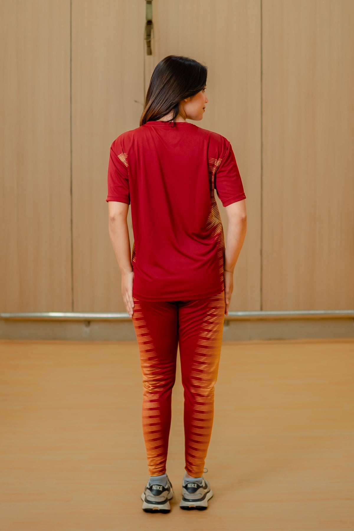 Red Golden Wave Print Stretchable Leggings Set